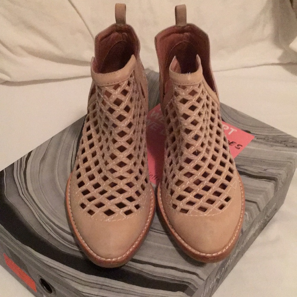 Jeffrey Campbell Taggart bootie